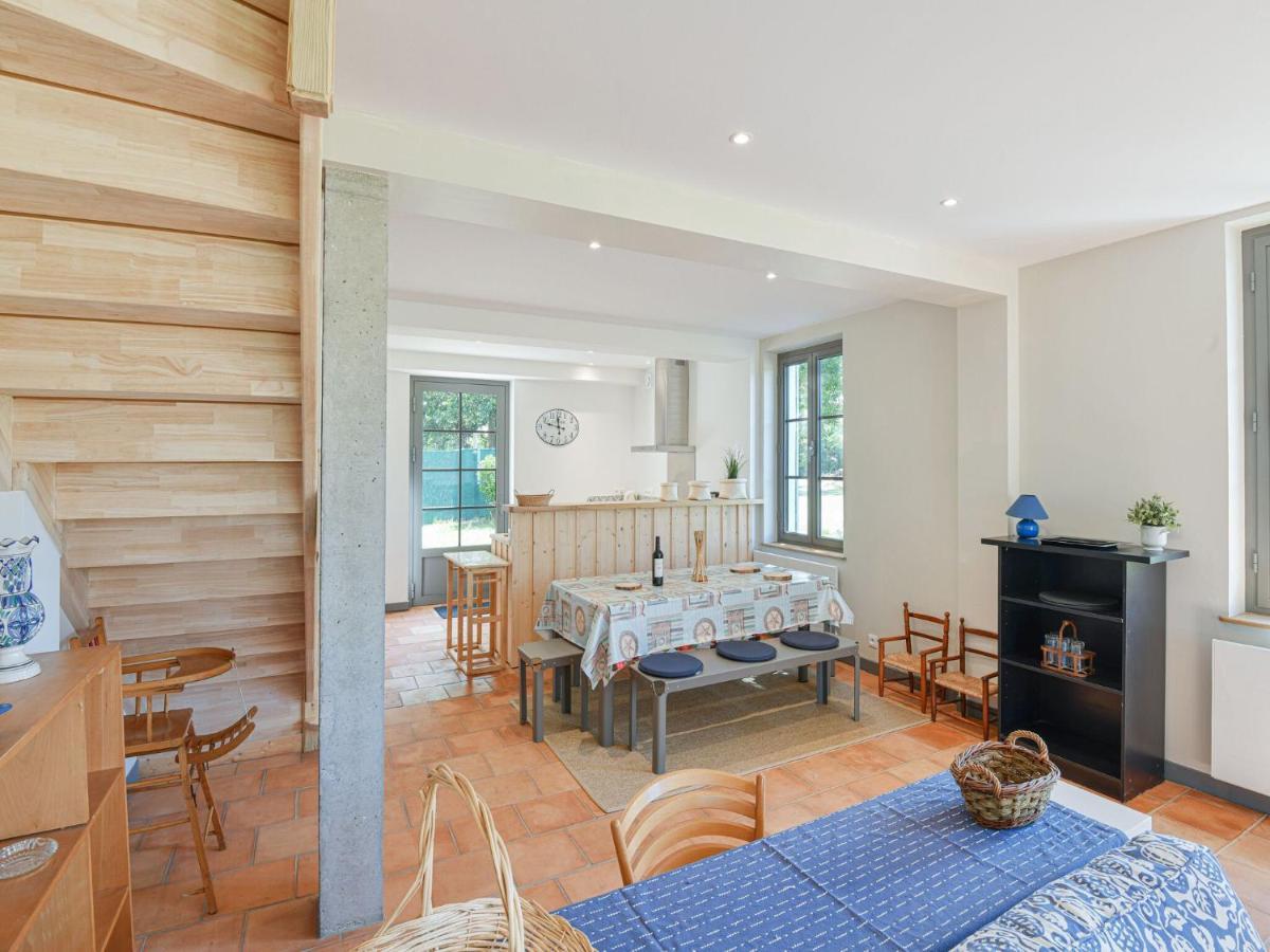 Little With Garden On The Bay Of Arcachon Lanton
